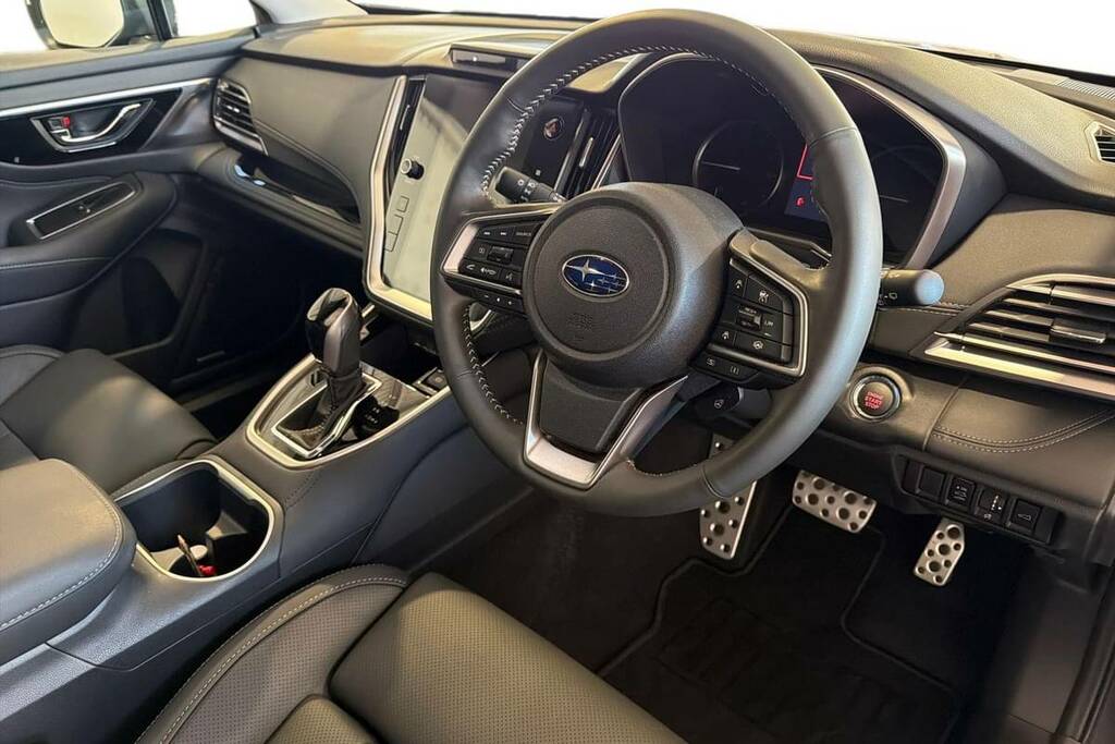 Subaru Outback 2.5I Touring Lineartronic Silver #4