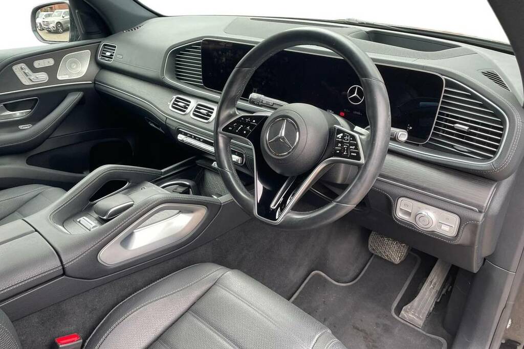 Mercedes-Benz GLE Class 450D 4Matic Amg Line Prem 9G-tronic 7 St Black #4