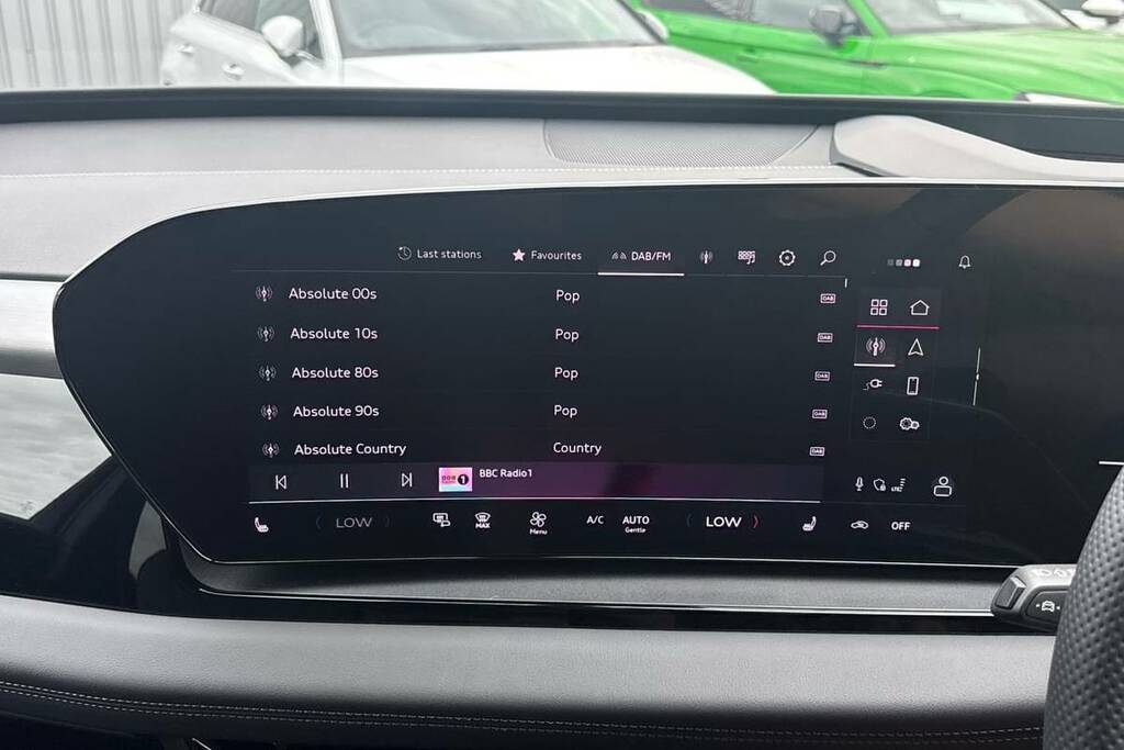 Audi Q6 E-Tron 225Kw Performance 100Kwh S Line White #6