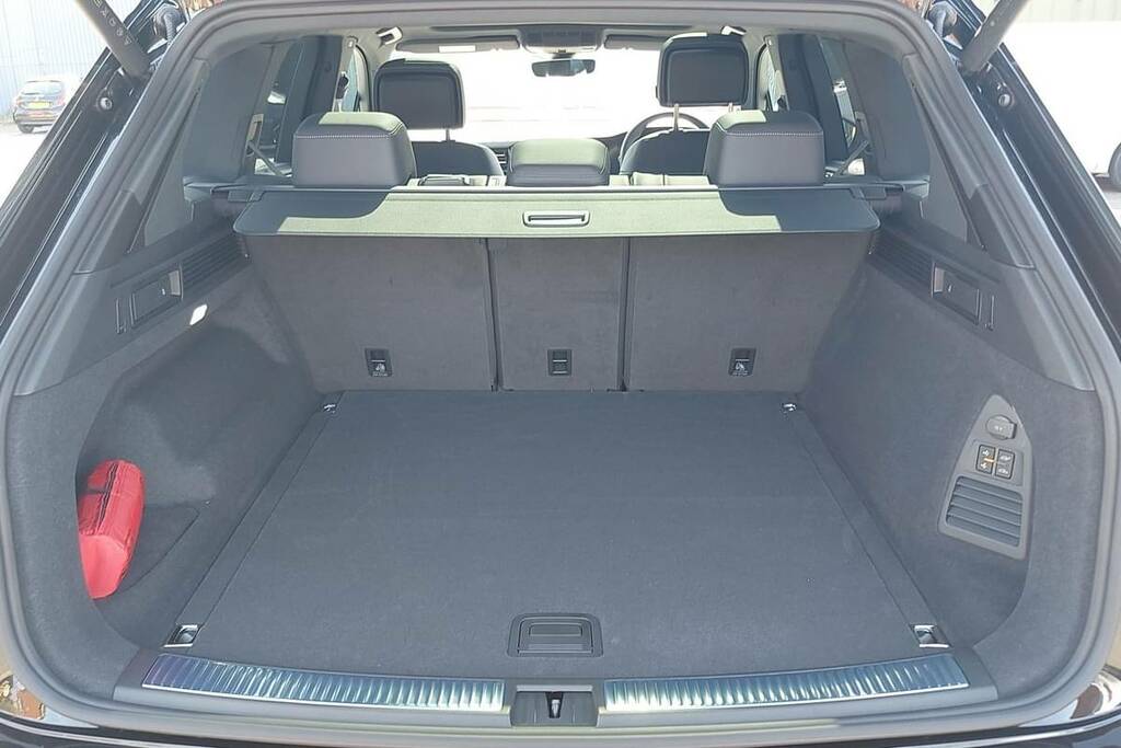 Volkswagen Touareg 3.0 V6 Tdi 4Motion 286 Final Edition Tip Black #2