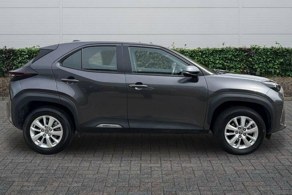 Toyota Yaris Cross 1.5 Hybrid Icon Cvt Grey #5