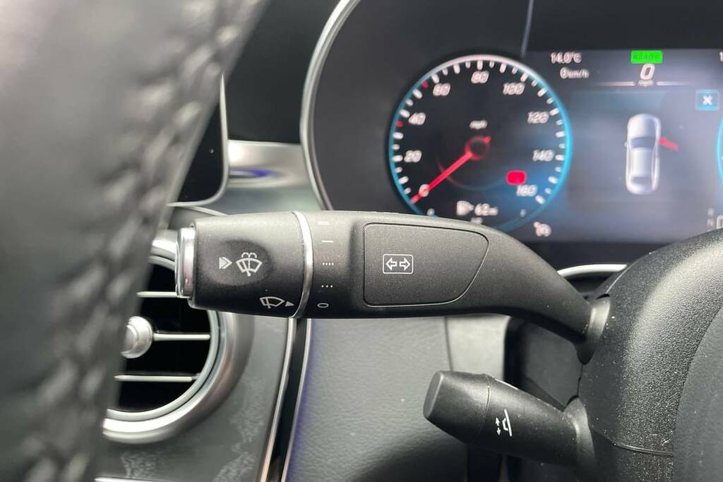 Mercedes-Benz C Class C220d Amg Line Edition 9G-tronic Grey #19