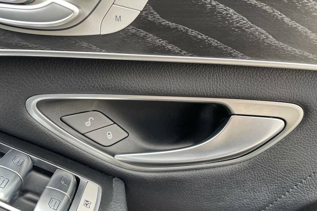 Mercedes-Benz C Class C300 Amg Line Night Ed Premium Plus 9G-tronic Grey #6