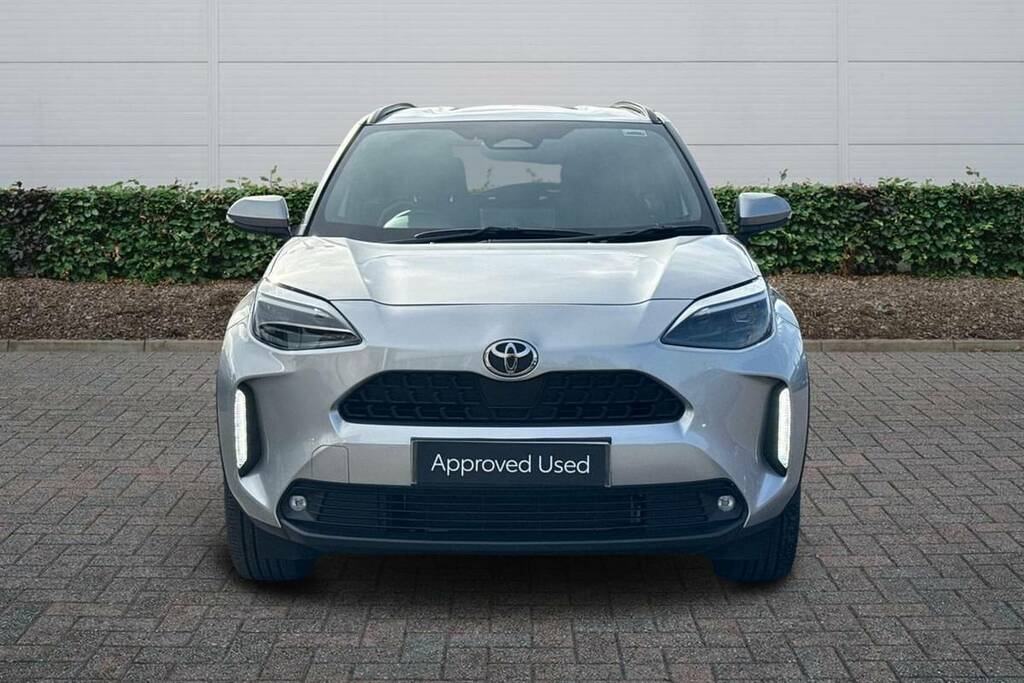 Toyota Yaris Cross 1.5 Hybrid 130 Design Cvt FD25WYU Silver #2