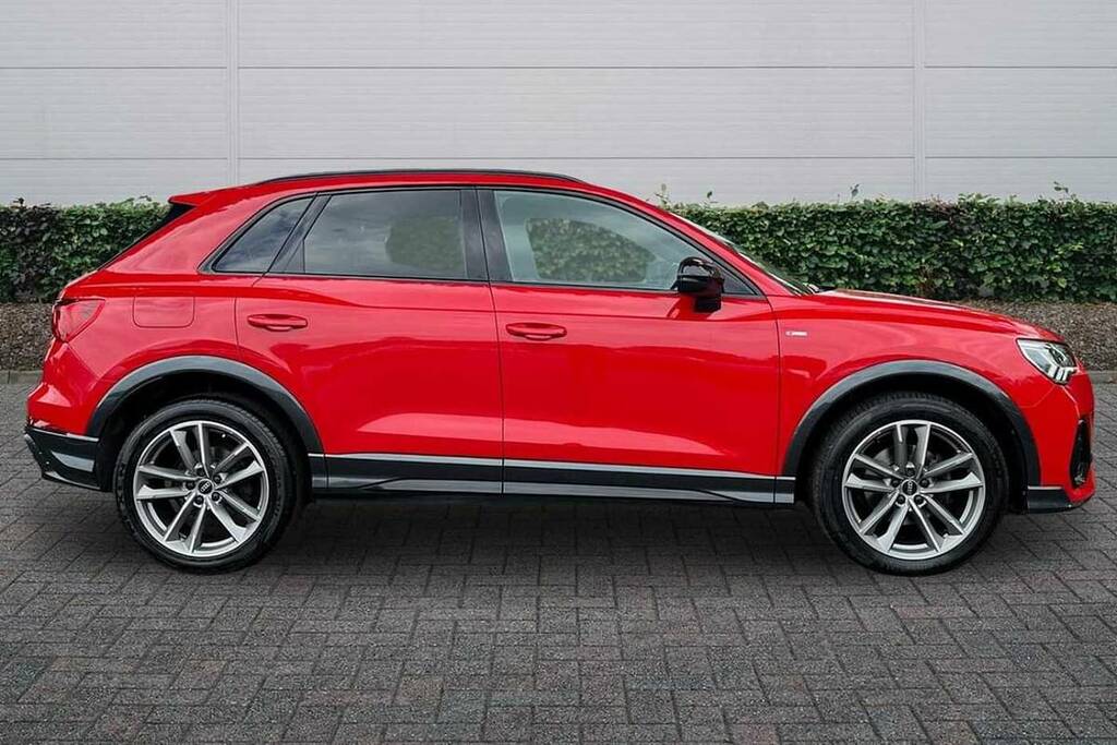 Audi Q3 35 Tdi Black Edition S Tronic Red #4