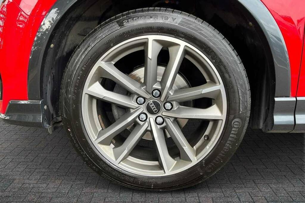 Audi Q3 35 Tdi Black Edition S Tronic Red #5
