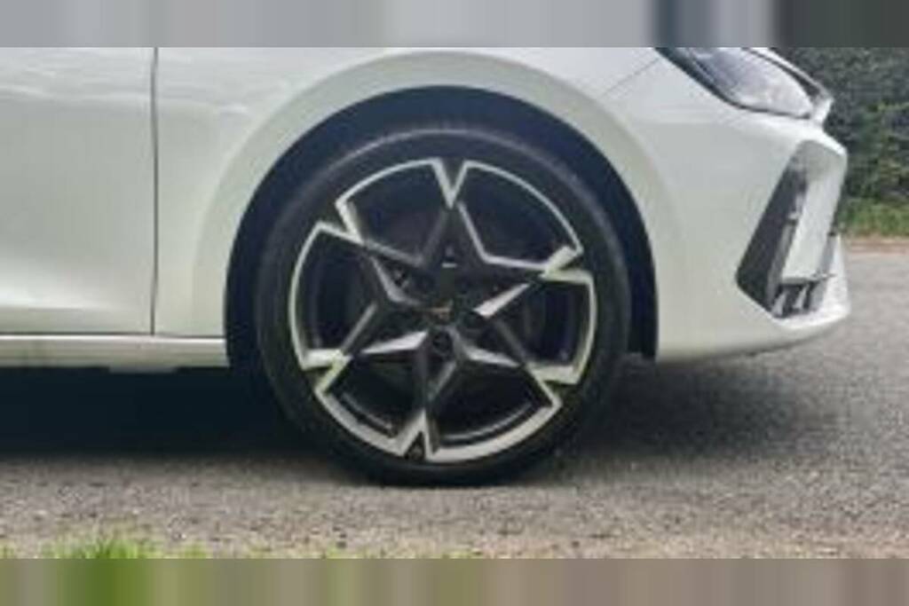 Cupra Leon 1.5 Ehybrid 272 Vz1 Dsg VO75PVL White #5