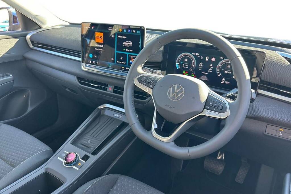 Volkswagen T-Roc 1.5 Etsi Life Dsg Blue #4