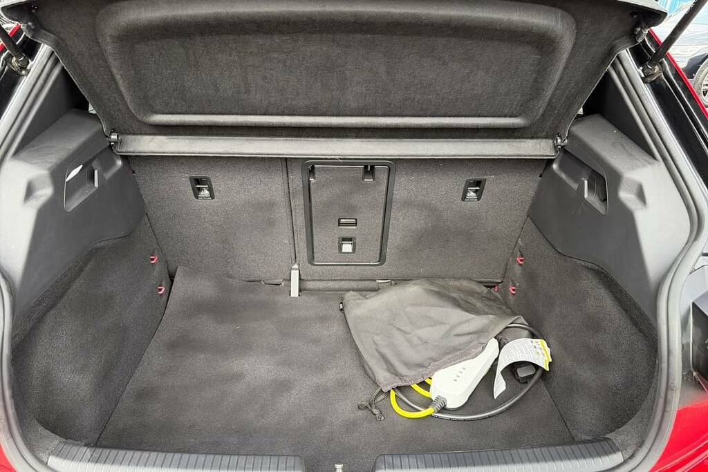 Volkswagen ID.3 150Kw Life Pro Performance 58Kwh Red #2