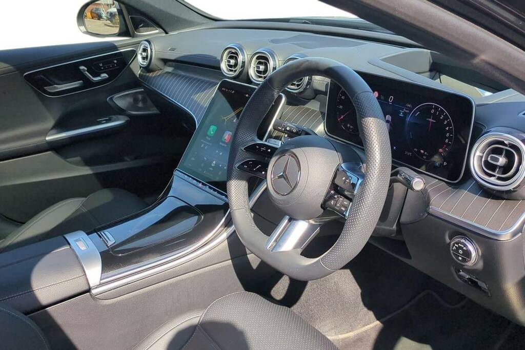 Mercedes-Benz C Class C300e Amg Line Premium Plus 9G-tronic Grey #4