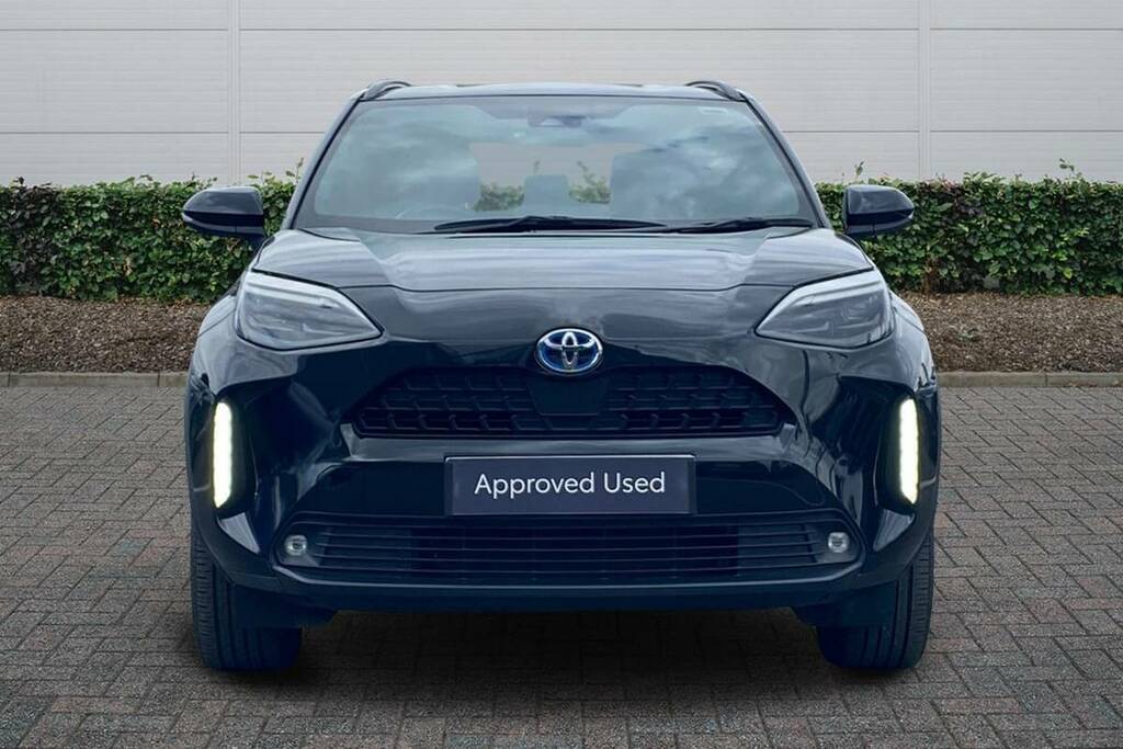 Toyota Yaris Cross 1.5 Hybrid Design Cvt Black #3