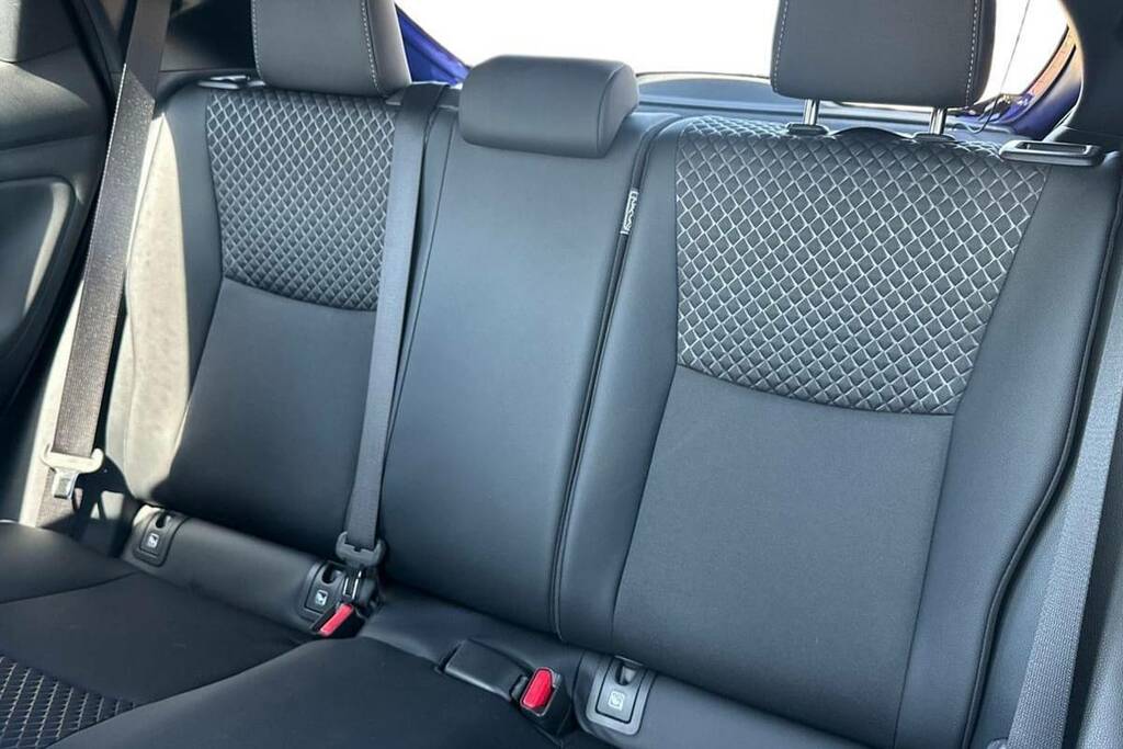 Toyota Yaris 1.5 Vvt-h Excel E-cvt Euro 6 Ss Silver #9