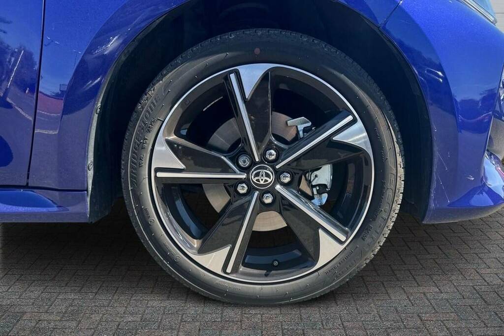 Toyota Yaris 1.5 Hybrid 130 Excel Cvt Blue #6