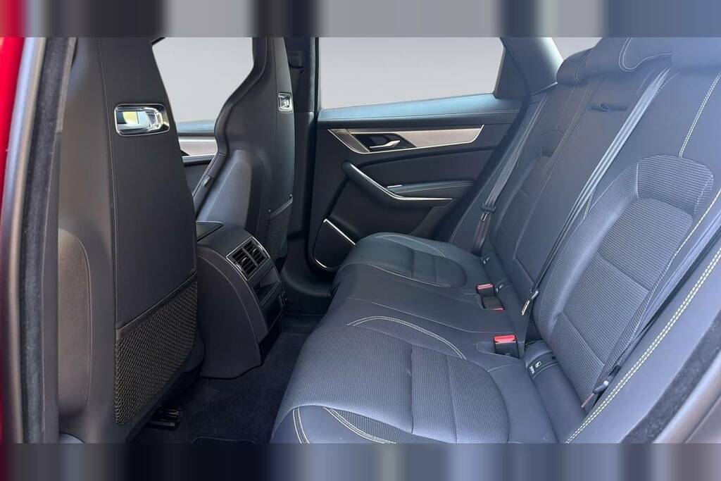 Jaguar F-Pace 2.0 P400e R-dynamic Hse Awd Red #4