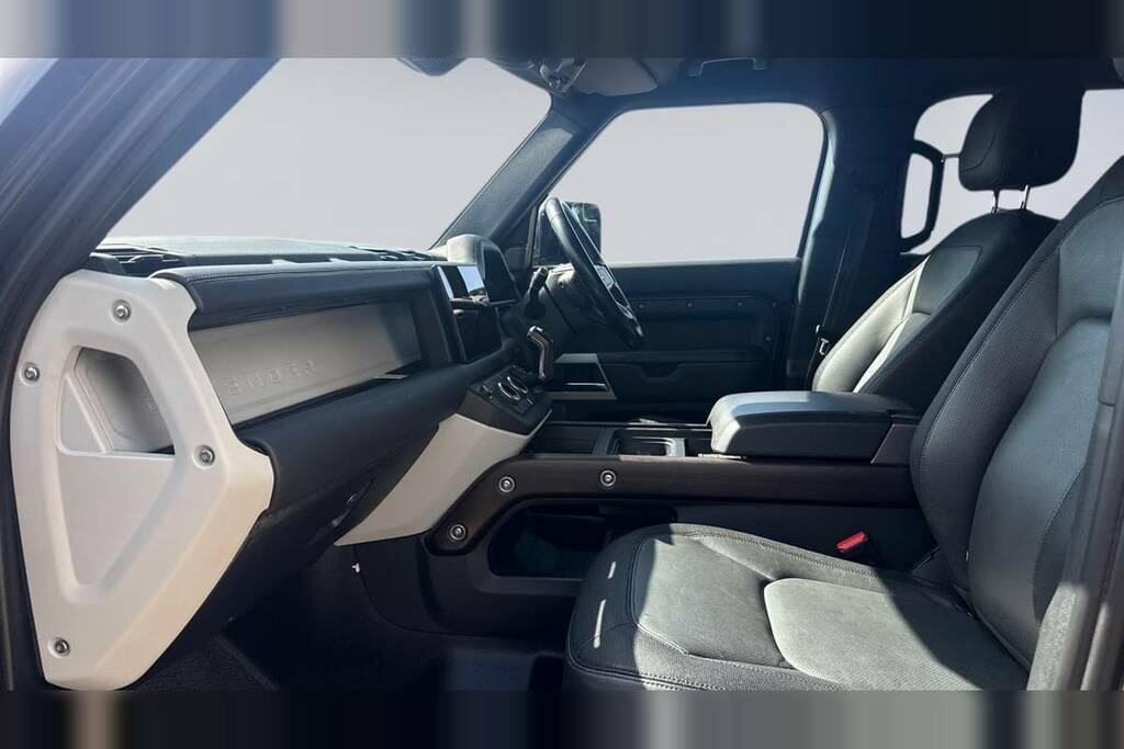 Land Rover Defender 110 3.0 D300 X-dynamic Hse 110 Grey #3