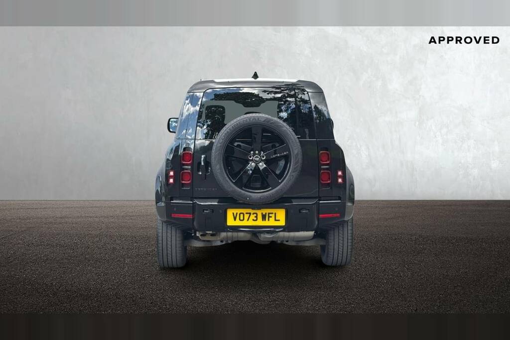 Land Rover Defender 110 3.0 D300 X-dynamic Hse 110 Black #6