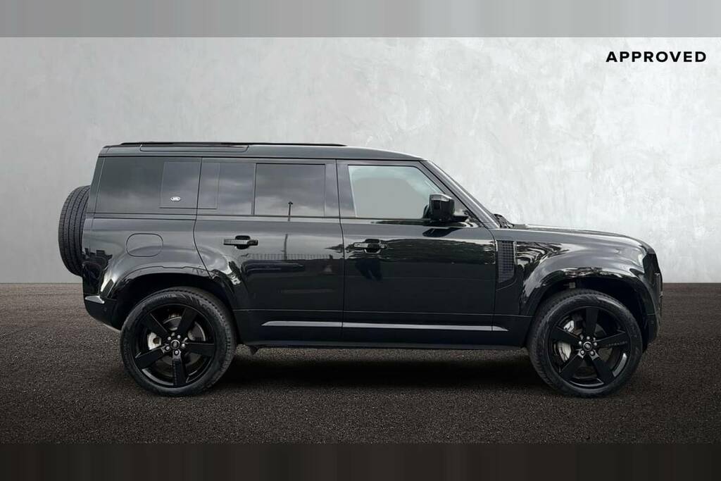 Land Rover Defender 110 3.0 D300 X-dynamic Hse 110 Black #5