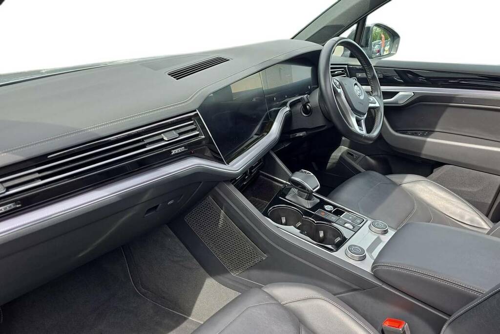 Volkswagen Touareg Tdi V6 Sel Tech Suv Tiptronic 4Motion E White #16