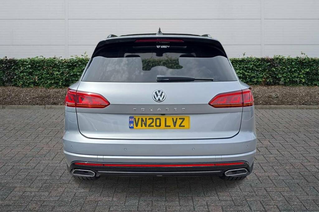 Volkswagen Touareg Tdi V6 Sel Tech Suv Tiptronic 4Motion E White #13