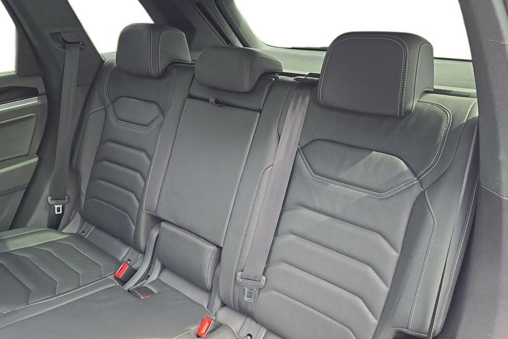 Volkswagen Touareg Tdi V6 Sel Tech Suv Tiptronic 4Motion E White #18