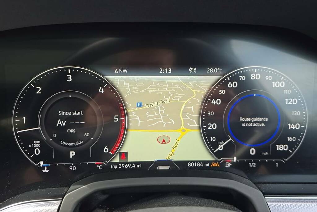 Volkswagen Touareg Tdi V6 Sel Tech Suv Tiptronic 4Motion E White #7