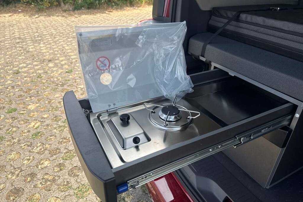 Volkswagen California 2.0 Tdi Beach Camper Dsg Red #5