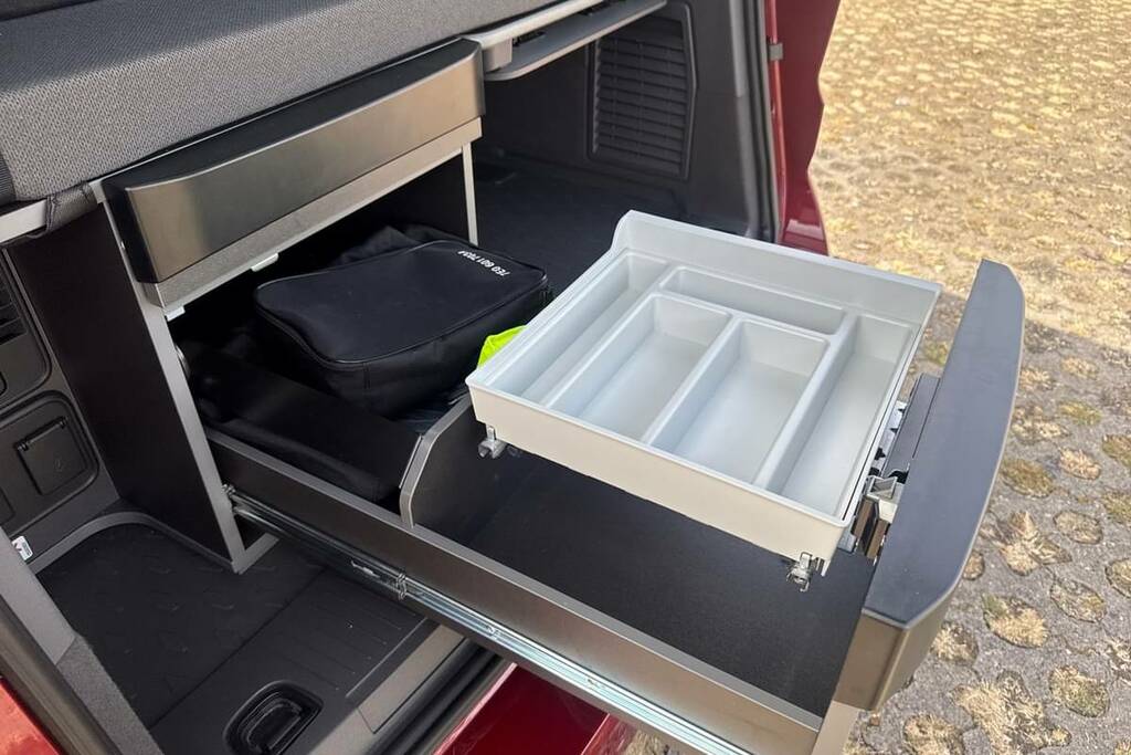 Volkswagen California 2.0 Tdi Beach Camper Dsg Red #6