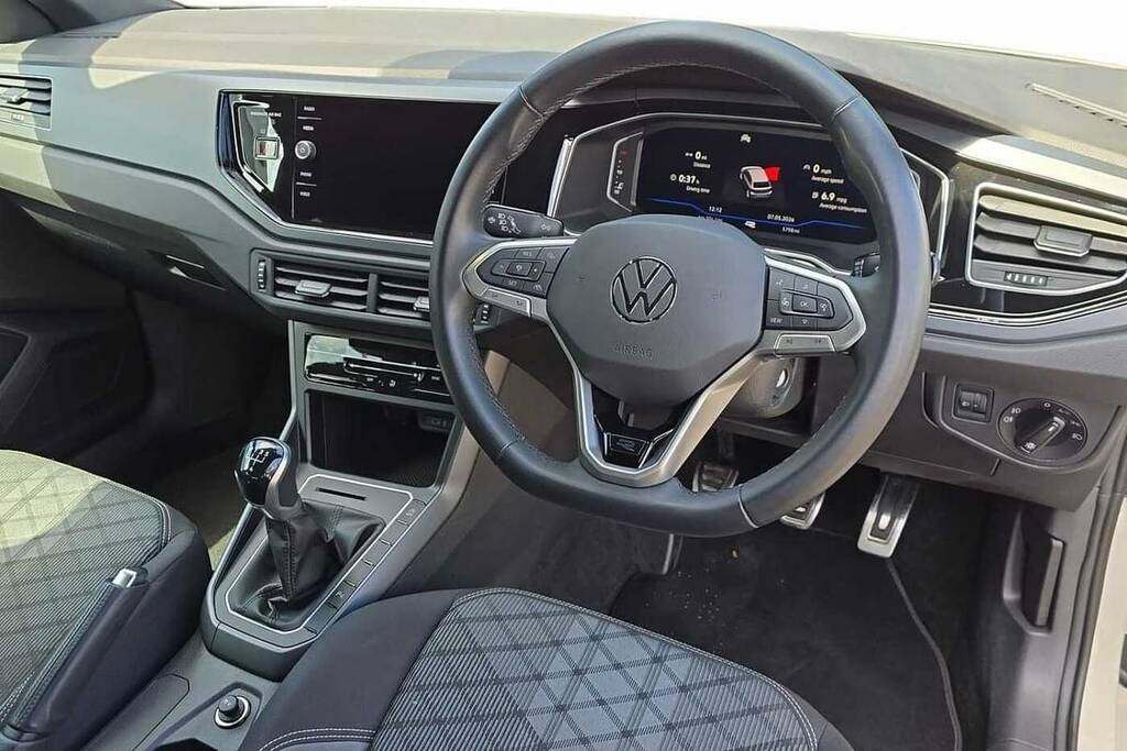 Volkswagen Polo 1.0 Tsi R-line Grey #6