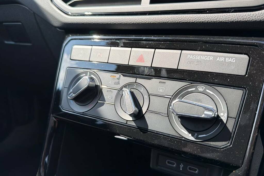Volkswagen T-Cross 1.0 Tsi Match Grey #13