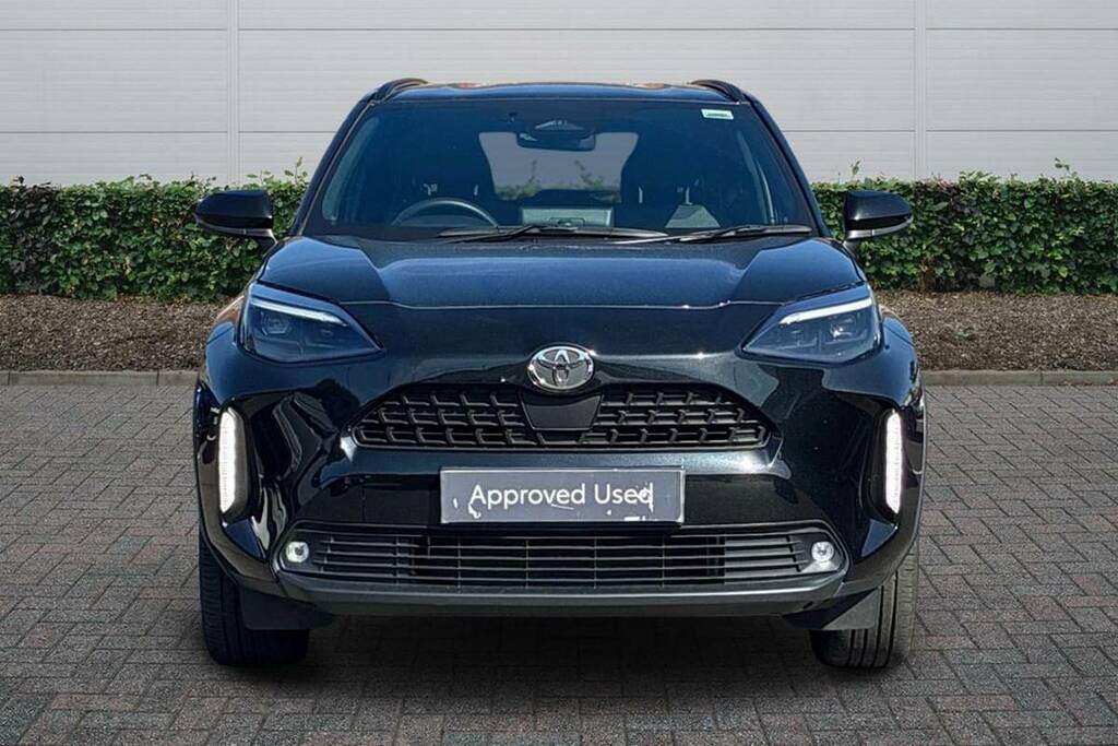 Toyota Yaris Cross 1.5 Hybrid Design Cvt Black #3