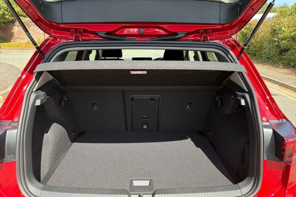 Volkswagen Golf 1.5 Etsi 150 Match Dsg Red #2
