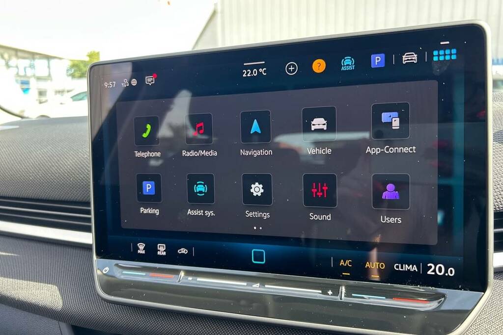 Volkswagen T-Roc 1.5 Etsi Life Dsg Black #3