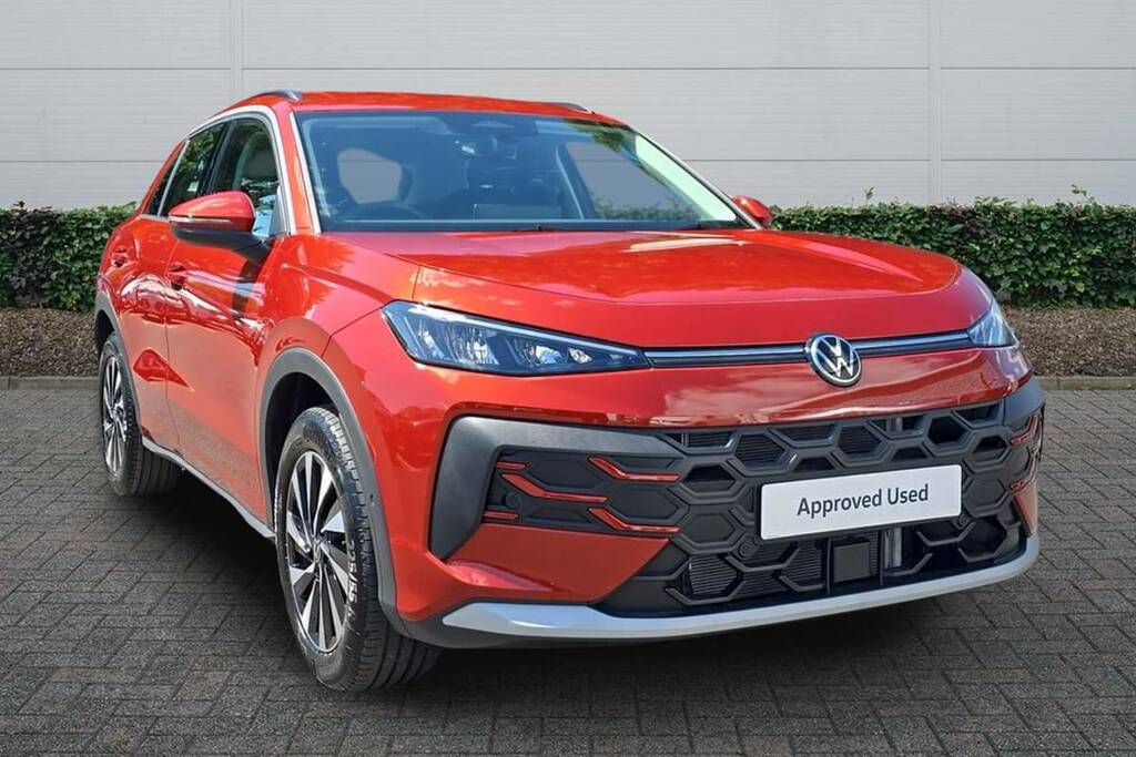 Volkswagen T-Roc 1.5 Etsi Life Dsg Red
