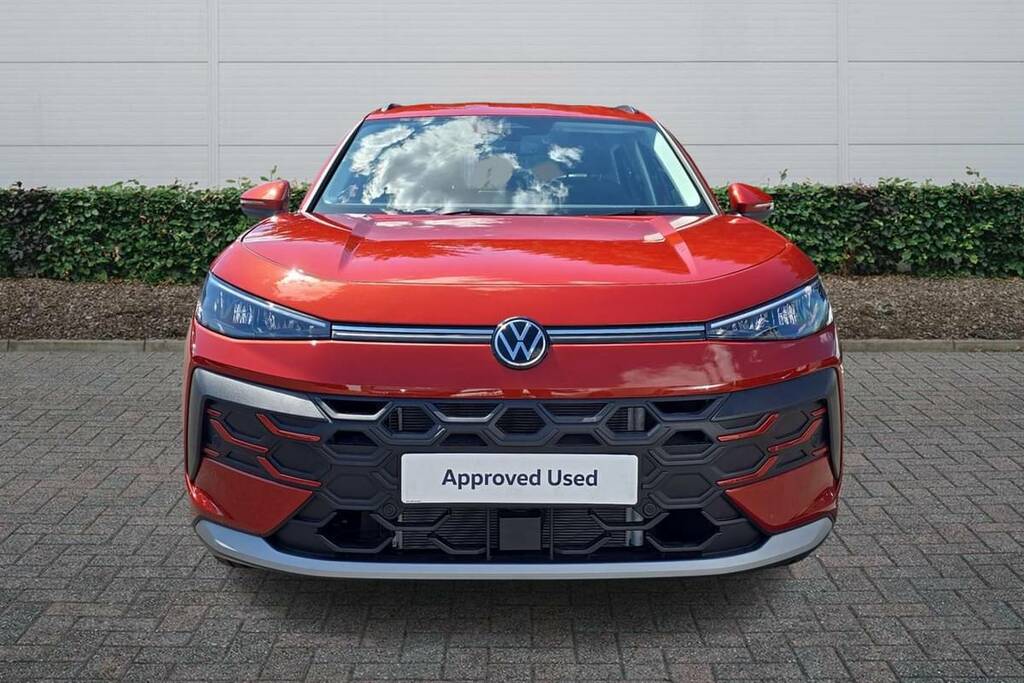 Volkswagen T-Roc 1.5 Etsi Life Dsg Red #6