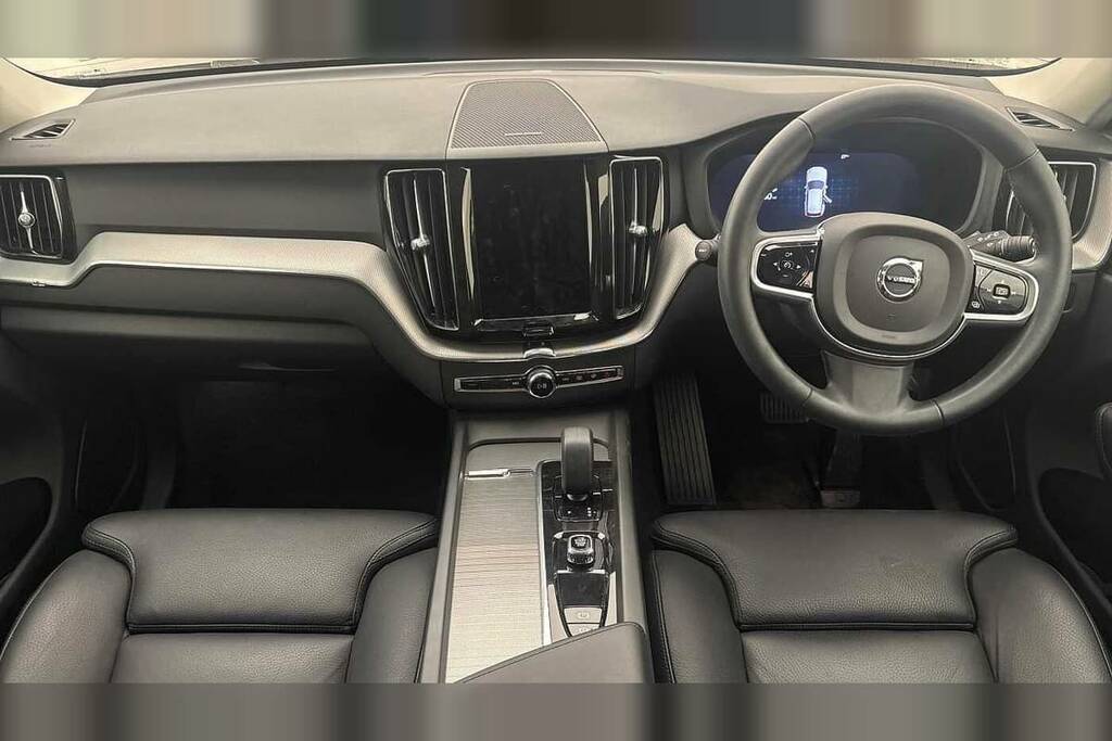 Volvo XC60 2.0 B5p Plus Dark Awd Geartronic Silver #5