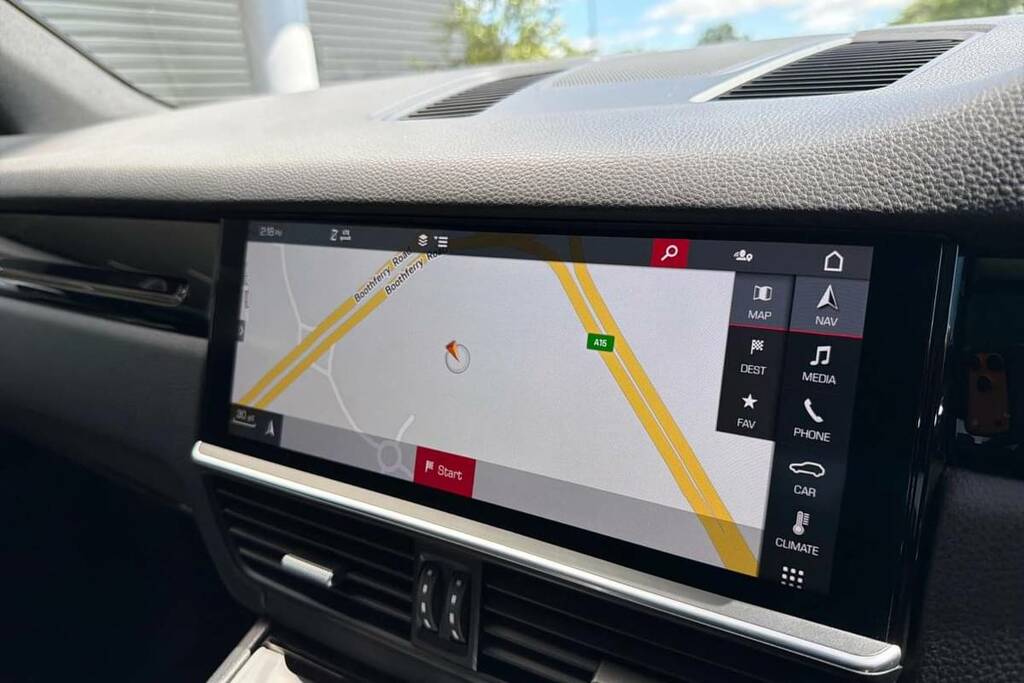 Porsche Cayenne Suv 4.0 T V8 Turbo Still In Porsche Warranty 3 Grey #28