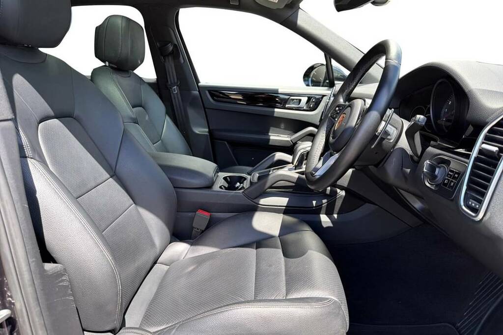 Porsche Cayenne Tiptronic S Black #5