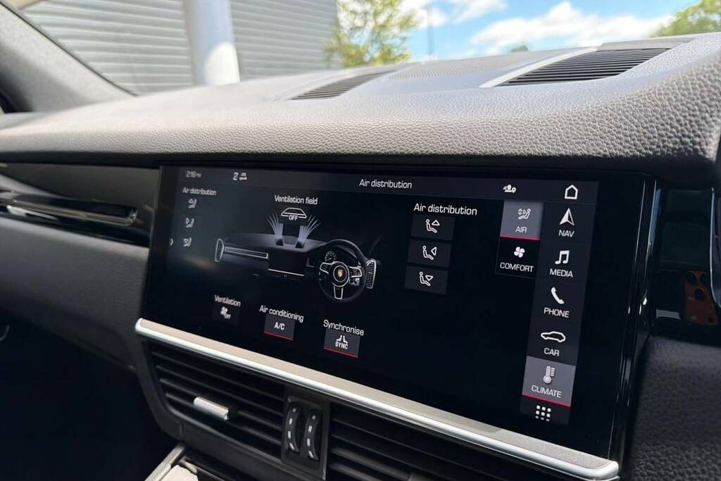 Porsche Cayenne Suv 4.0 T V8 Turbo Still In Porsche Warranty 3 Grey #31