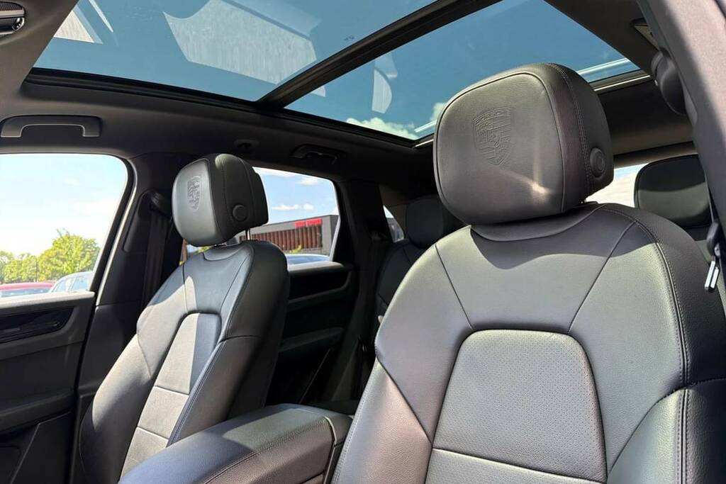 Porsche Cayenne Suv 4.0 T V8 Turbo Still In Porsche Warranty 3 Grey #16