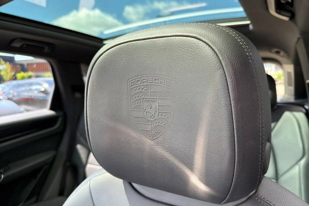 Porsche Cayenne Suv 4.0 T V8 Turbo Still In Porsche Warranty 3 Grey #17