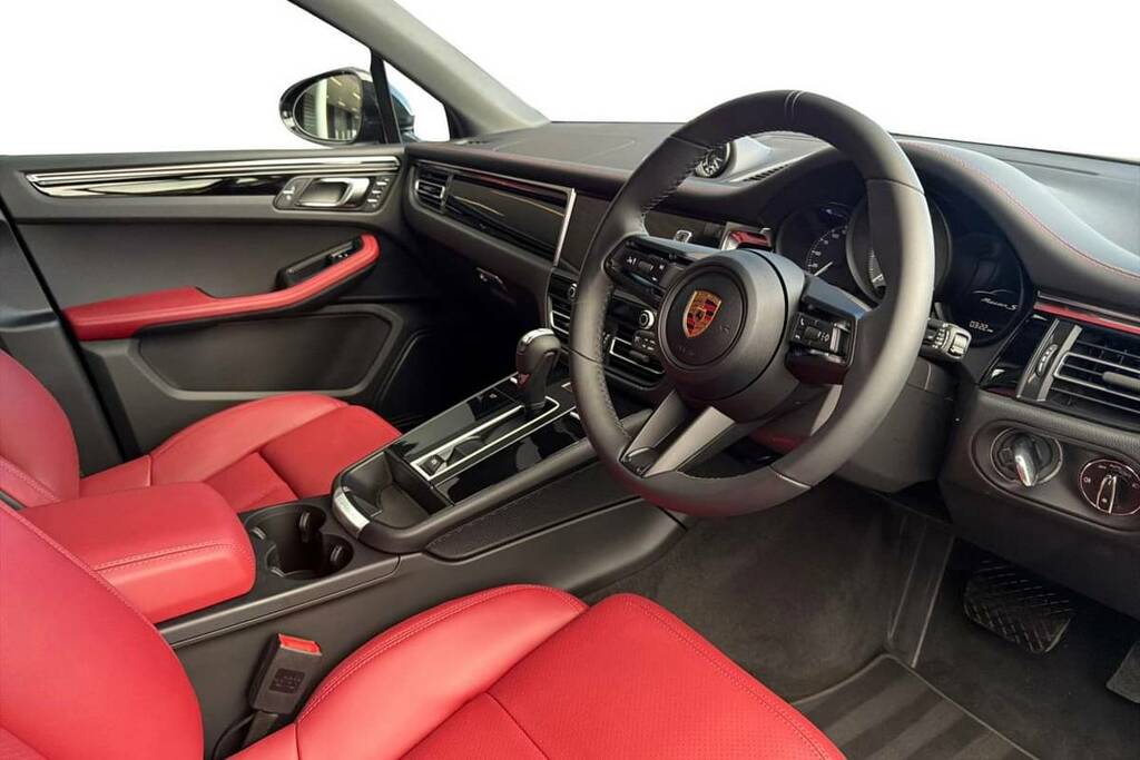 Porsche Macan S Pdk Black #4