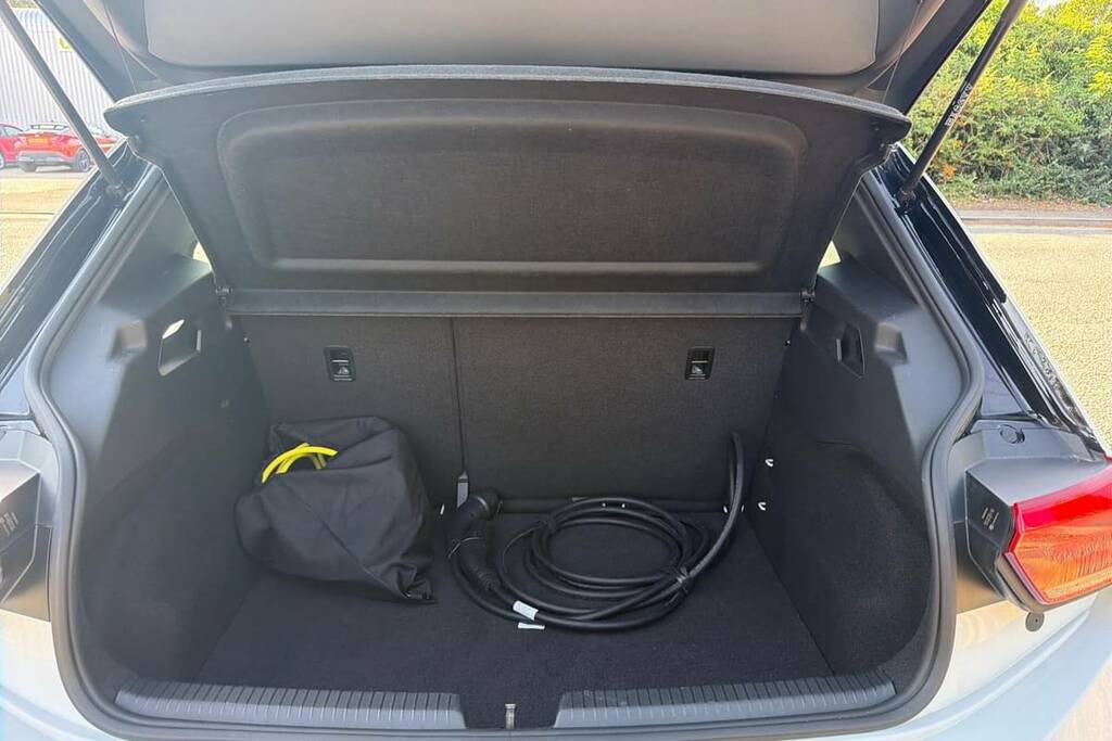 Volkswagen ID.3 150Kw Life Pro Performance 58Kwh White #2
