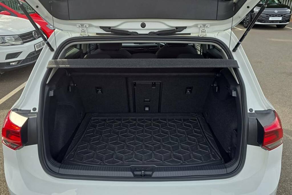 Volkswagen Golf 1.5 Etsi 150 Style Dsg White #2