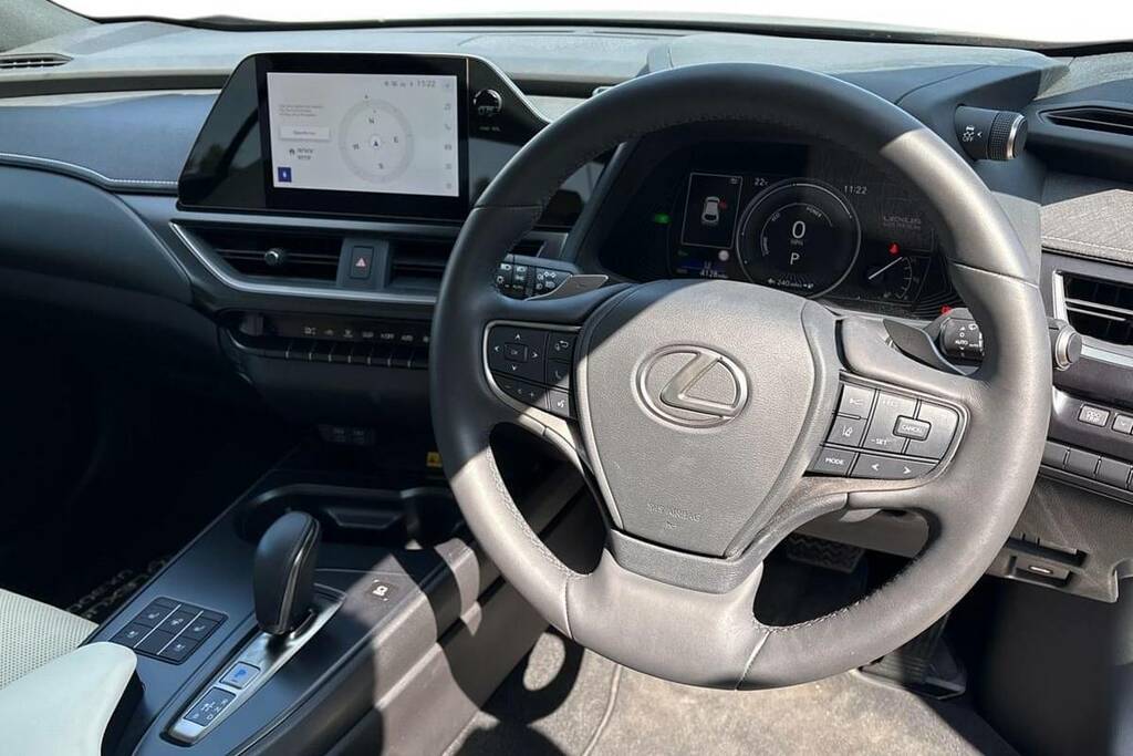 Lexus UX 300E 150Kw 72.8 Kwh E-cvt Premium Plus Pack DF74HZB Grey #5