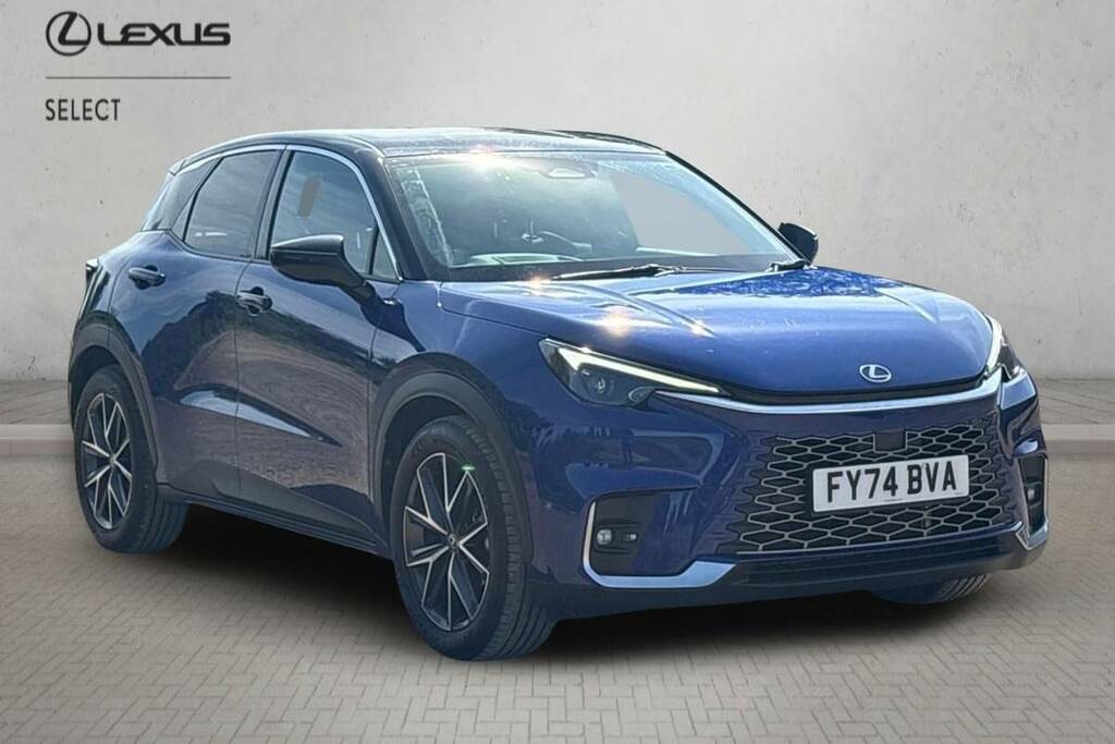 Lexus LBX 1.5 Takumi Design E-cvt Blue
