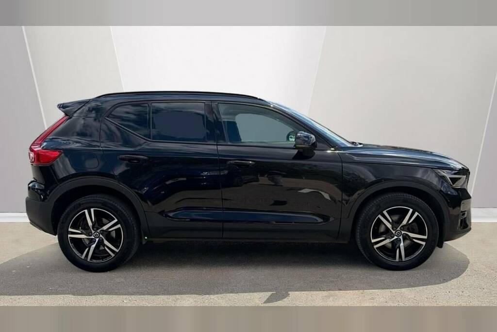 Volvo XC40 2.0 B3p Plus Dark Black #3