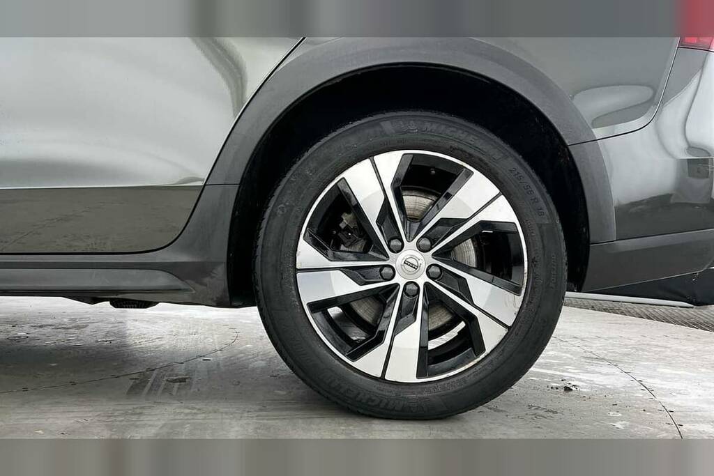 Volvo V60 Cross Country 2.0 B4d Cross Country Awd Grey #4