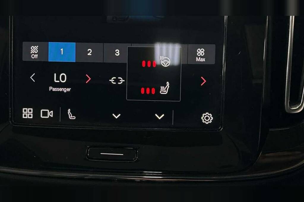 Volvo XC40 Ultra, B3 Mild Hybrid, Dark Blue #40