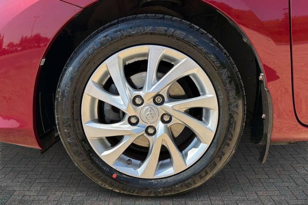 Toyota Auris 1.8 Hybrid Icon Tss Cvt #6