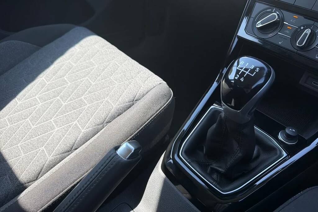 Volkswagen T-Cross Tsi 110 Dsg Se Grey #8